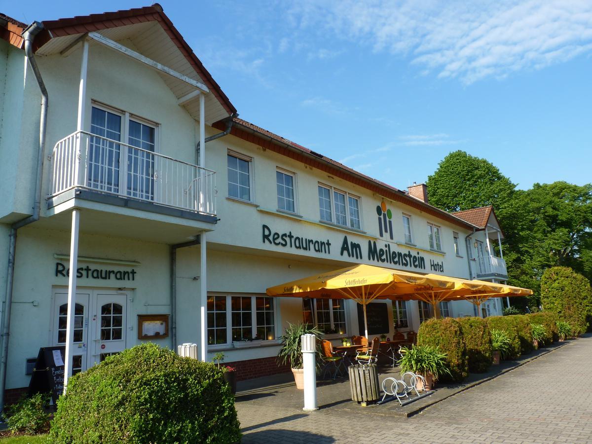 Hotel Am Meilenstein Dunkelforth 外观 照片